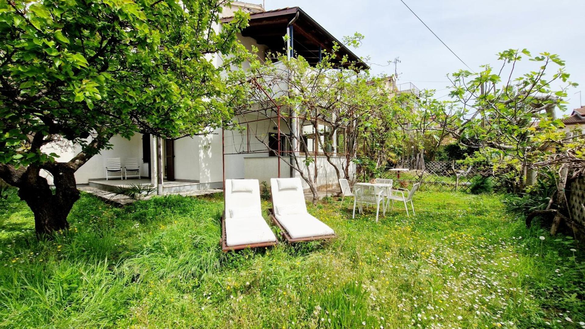 Villa Aleksandar Porec Exterior photo